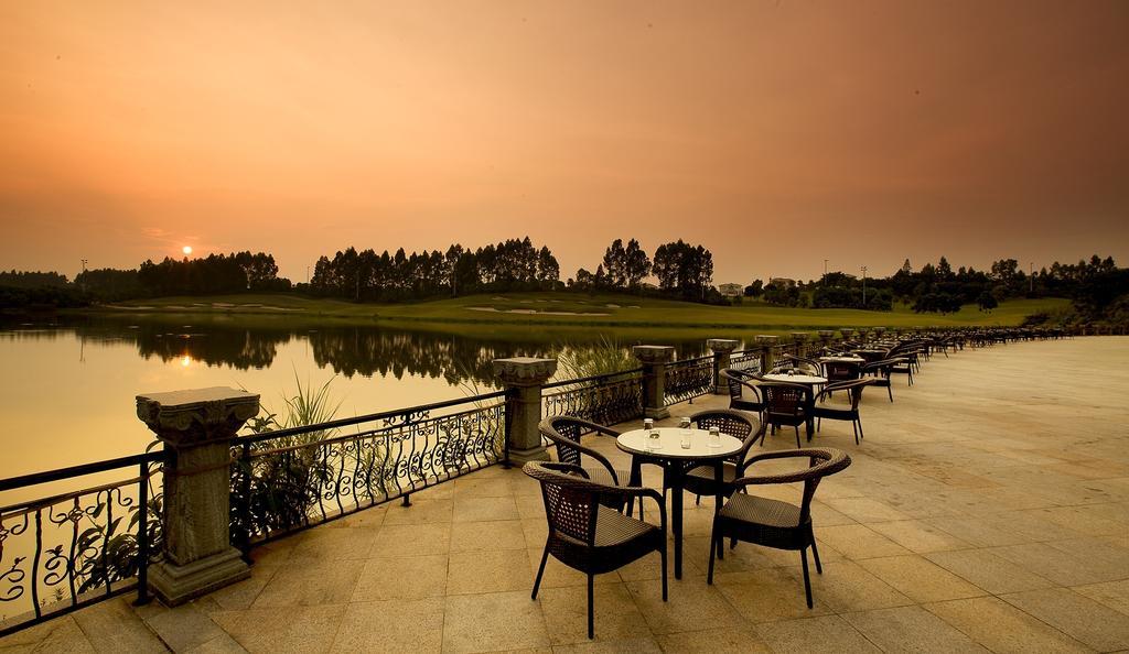 Country Garden Holiday Islands Hotel Guangzhou Exterior photo